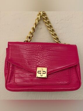 Express Hot Pink Croc-Embossed Shoulder Bag with Gold Chain
